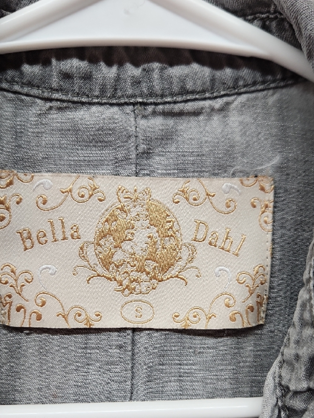 Bella Dahl Light Gray Denim-Textured Shirt - Picture 2 of 4